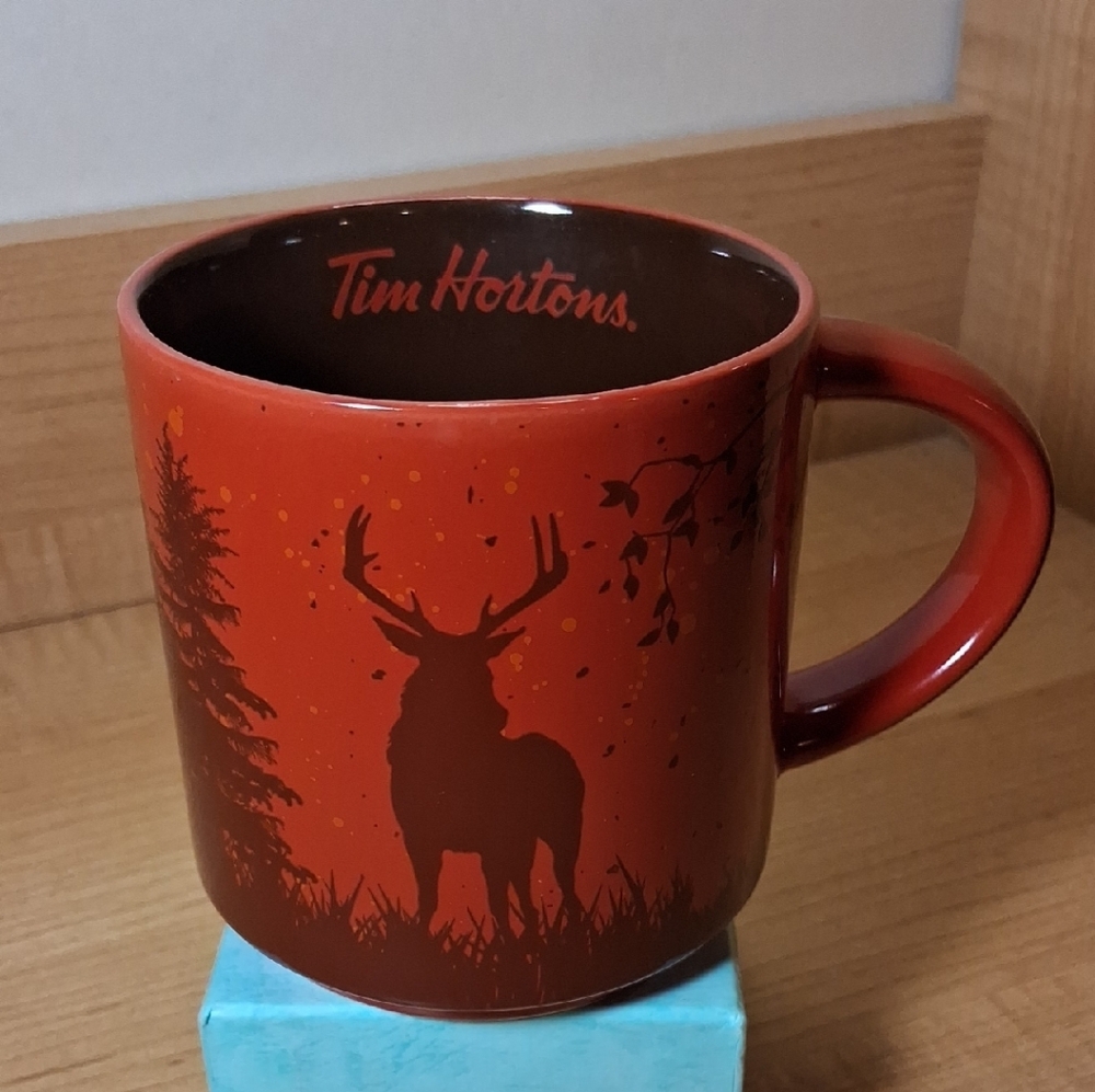 Tim Hortons Limited Edition Holiday Collectible Deer No°017 Red Mug